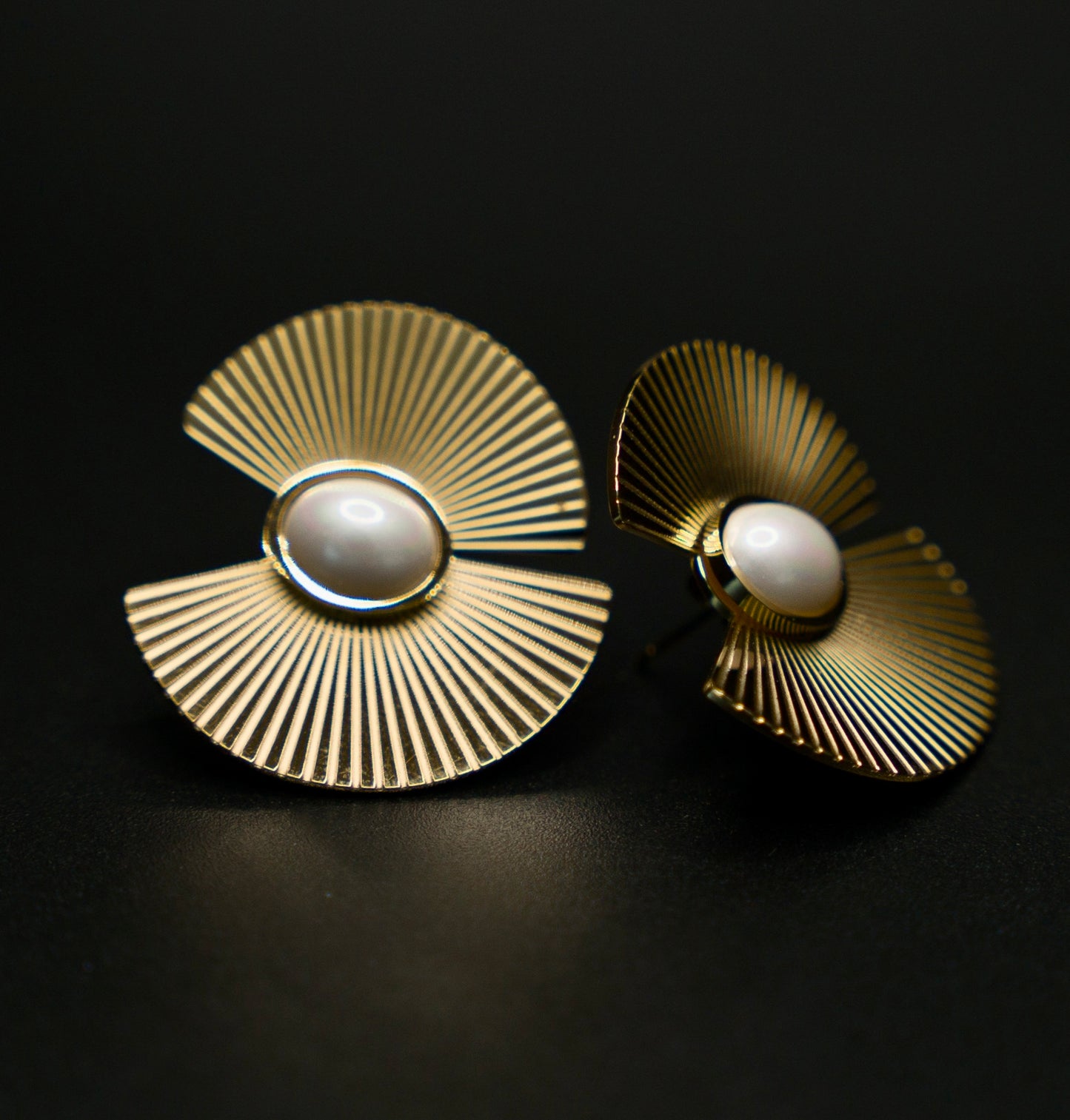 Sophia pearl earrings