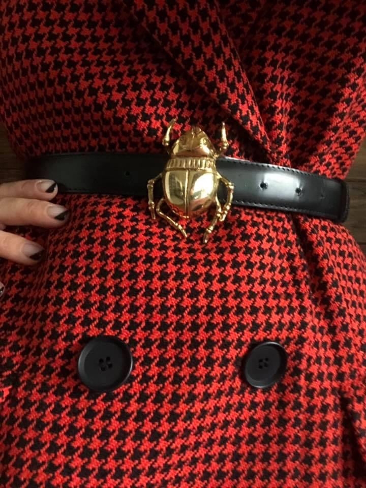 Lola Bassó gold plated beetle black leather belt